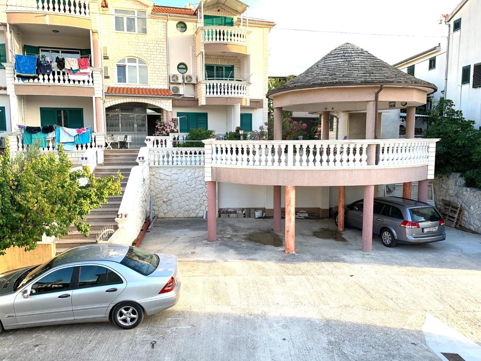 Apartments Bilo - Jela & Ivan Dolac Buitenkant foto