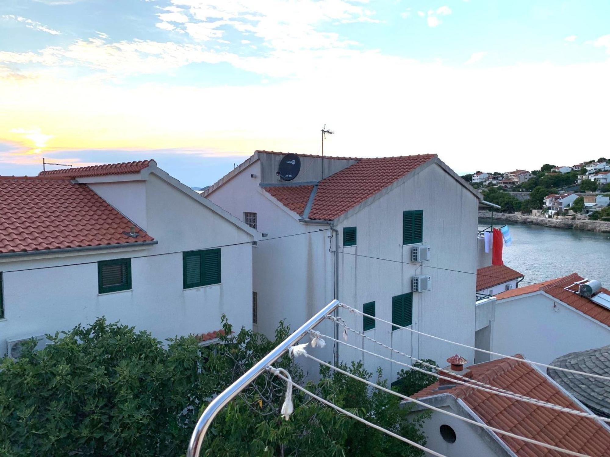 Apartments Bilo - Jela & Ivan Dolac Buitenkant foto
